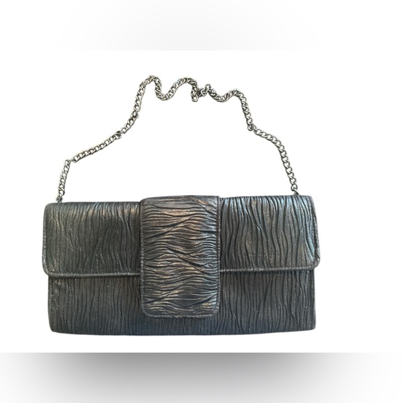 Jessica McClintock Textured Elegant Black Clutch Bag with Chain - Picture 1 of 9